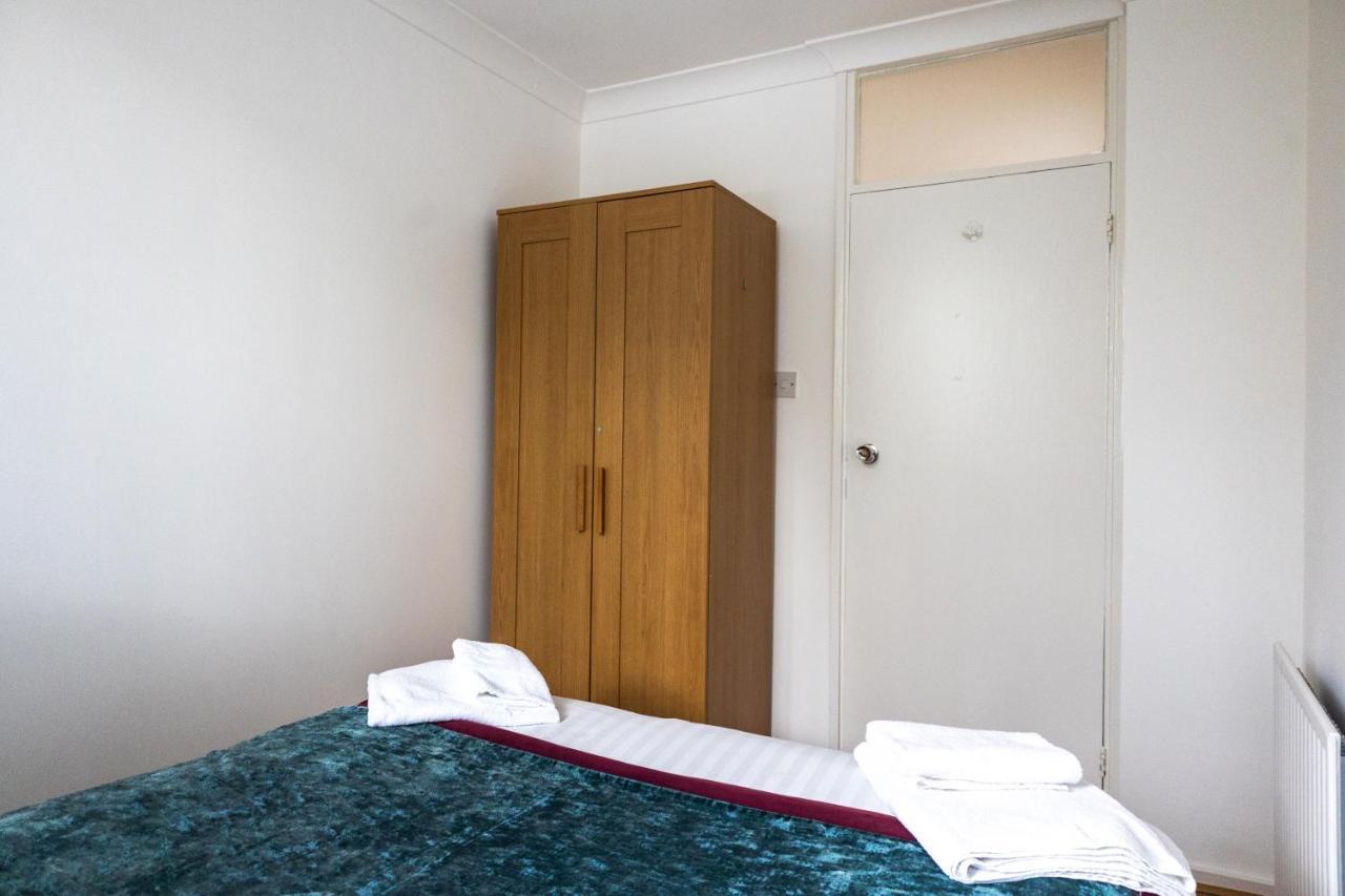 Вилла London - 4 Bed - Sleeps 8 - Garden - Pet Friendly Экстерьер фото