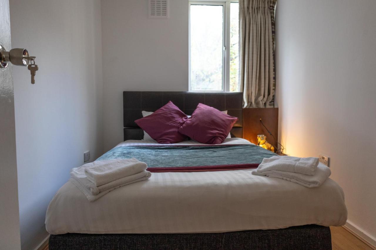 Вилла London - 4 Bed - Sleeps 8 - Garden - Pet Friendly Экстерьер фото