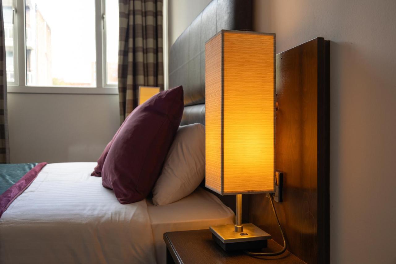 Вилла London - 4 Bed - Sleeps 8 - Garden - Pet Friendly Экстерьер фото