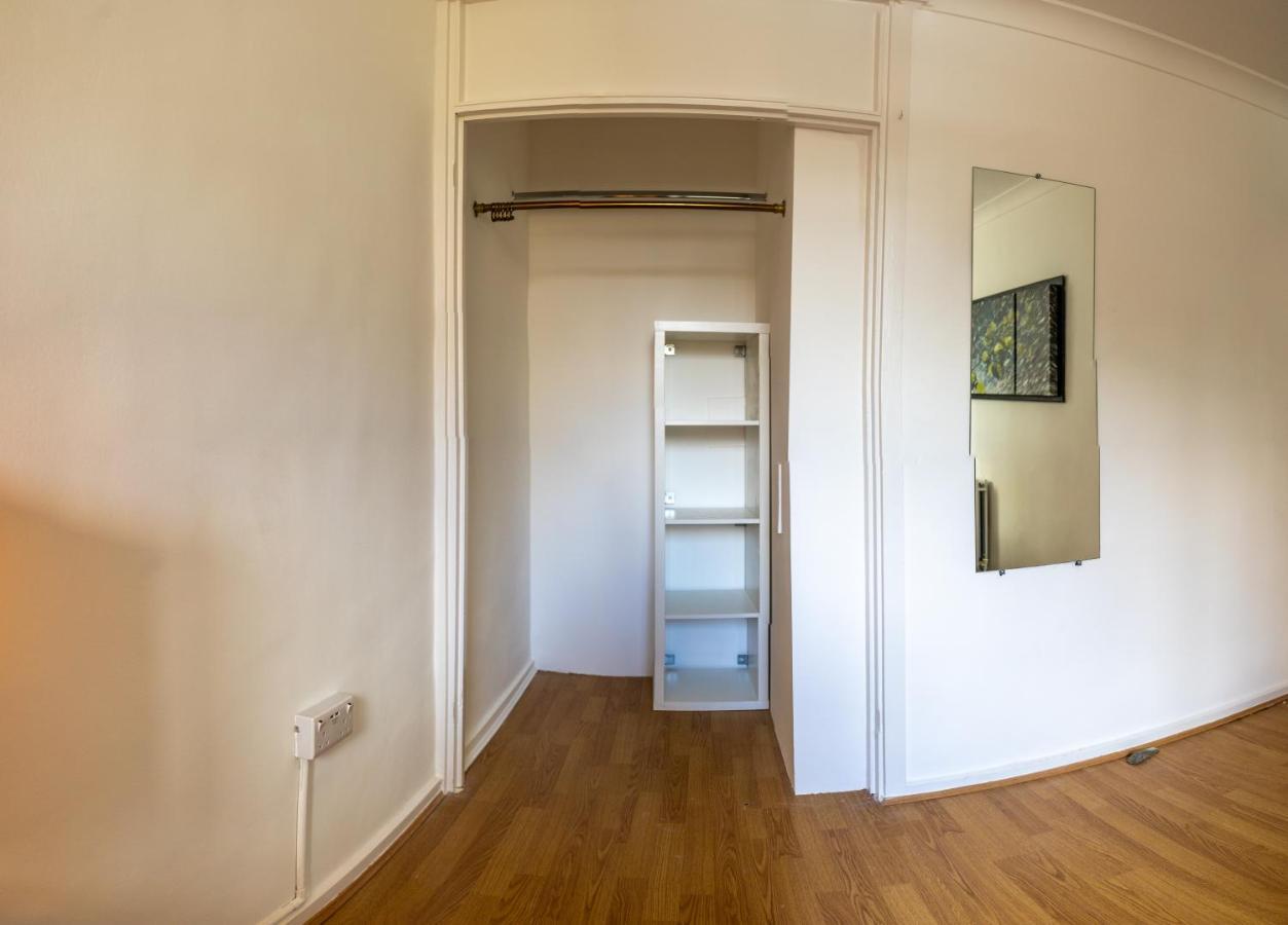 Вилла London - 4 Bed - Sleeps 8 - Garden - Pet Friendly Экстерьер фото